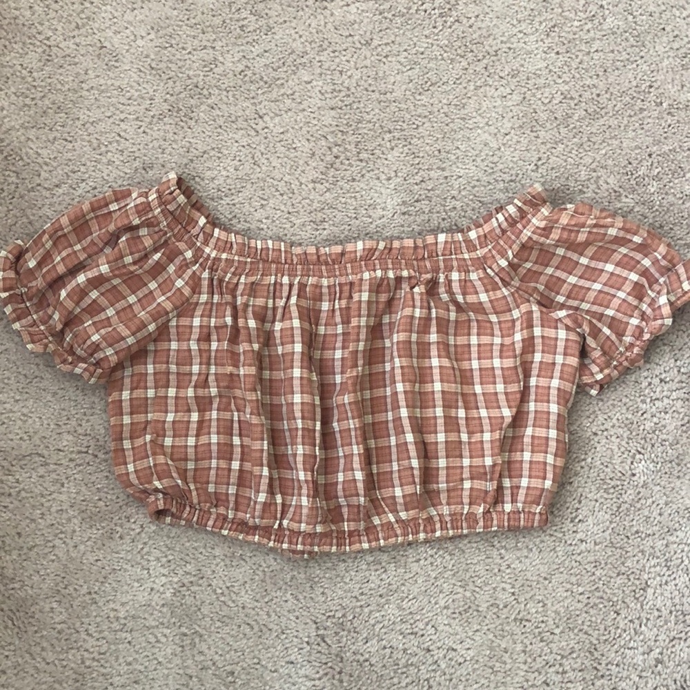 Red plaid American Eagle shirt